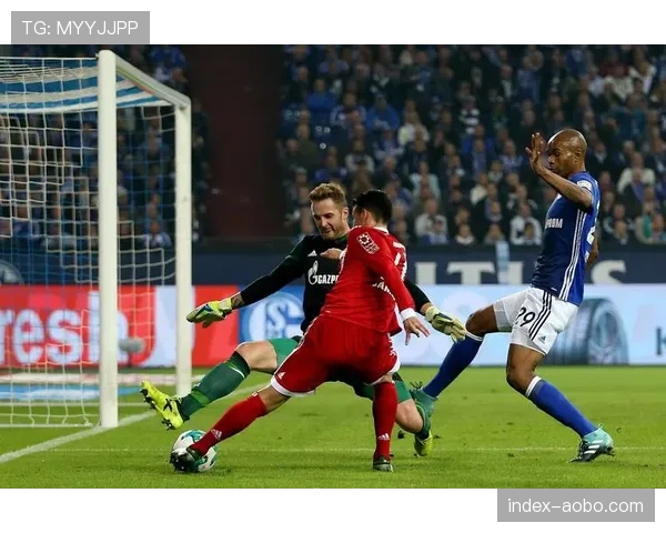 拜仁攻防转换节奏放缓，多线作战体能分配成赛季关键